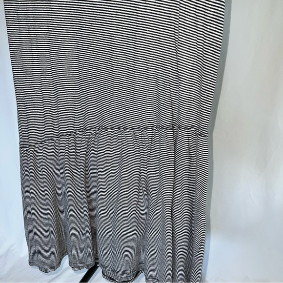 Dylan Black and White Striped Slant-Hem Midi Dress - Picture 5 of 9